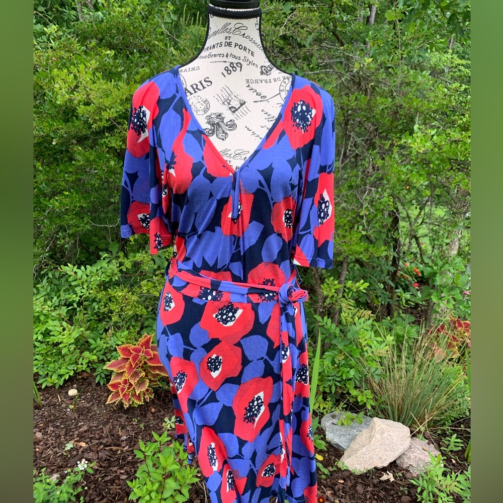 Simply Be periwinkle & red floral dress, size large.